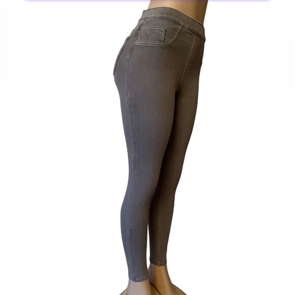 Spanx Jean-ish gray jeggings. - Picture 2 of 11